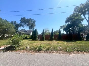 28 Lakeview Court