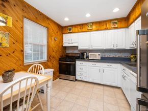 10 Harbour Lane 5A, Oyster Bay NY 11771