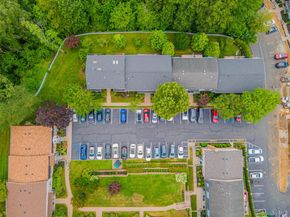 10 Harbour Lane 5A, Oyster Bay NY 11771