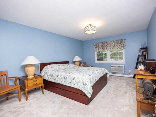 10 Harbour Lane 5A, Oyster Bay NY 11771