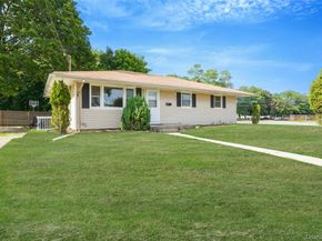 3 Radburn Lane, Port Jefferson Station NY 11776