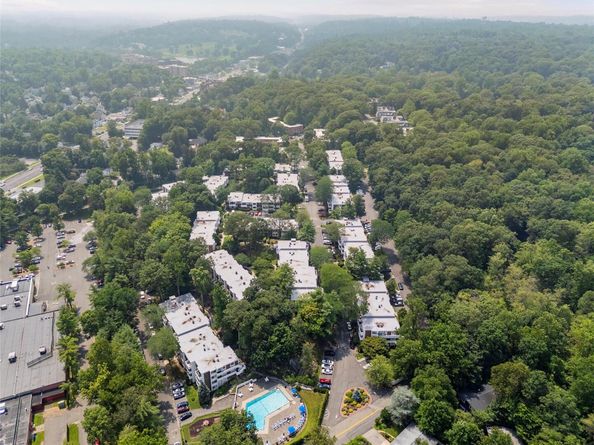 423 Colony Drive, Hartsdale NY 10530