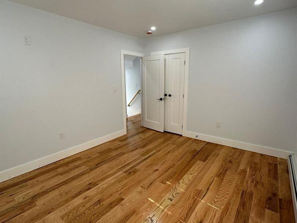 21511 112th Avenue, Queens Village NY 11429