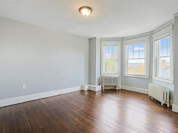 11 Spruce Street, Sleepy Hollow NY 10591