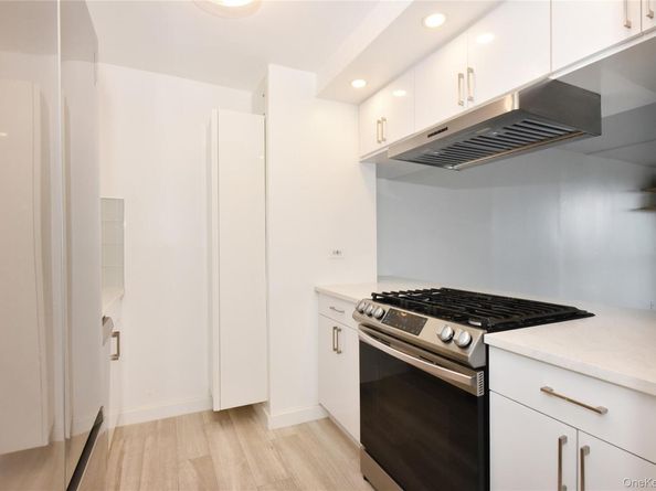 152-18 Union Turnpike 12T, Flushing NY 11367