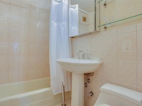 65-15 Alderton Street 2C, Rego Park NY 11374