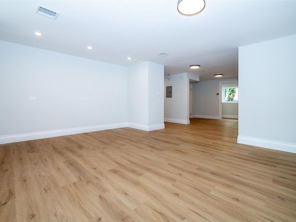 138 Mount Joy Place, New Rochelle NY 10801
