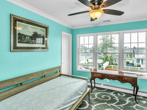 10 Garfield Place, Massapequa NY 11758
