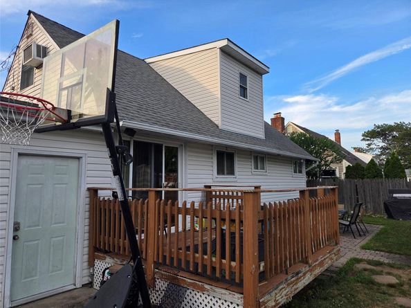 126 Lambert Avenue, Farmingdale NY 11735