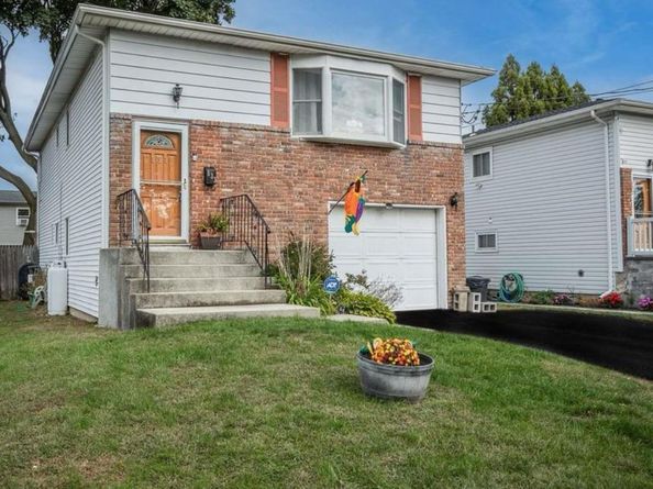 833 Bermuda Road, West Babylon NY 11704