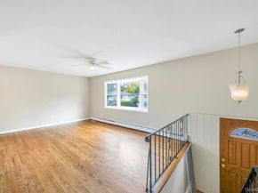 833 Bermuda Road, West Babylon NY 11704
