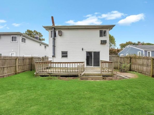 833 Bermuda Road, West Babylon NY 11704