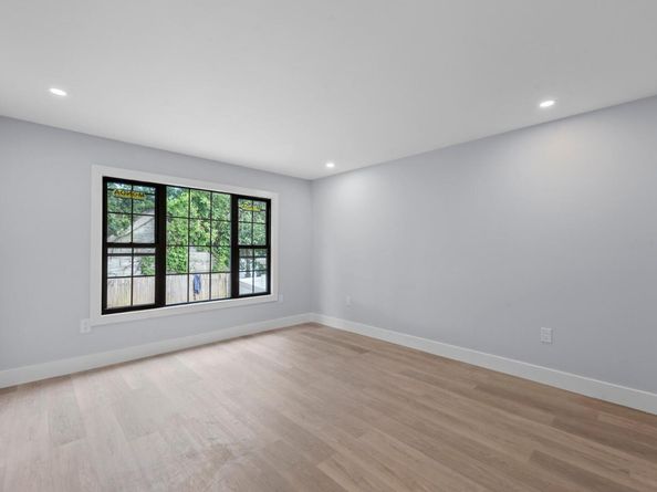 88-29 184 Street, Hollis NY 11423