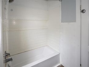 46 Coles Street, Glen Cove NY 11542