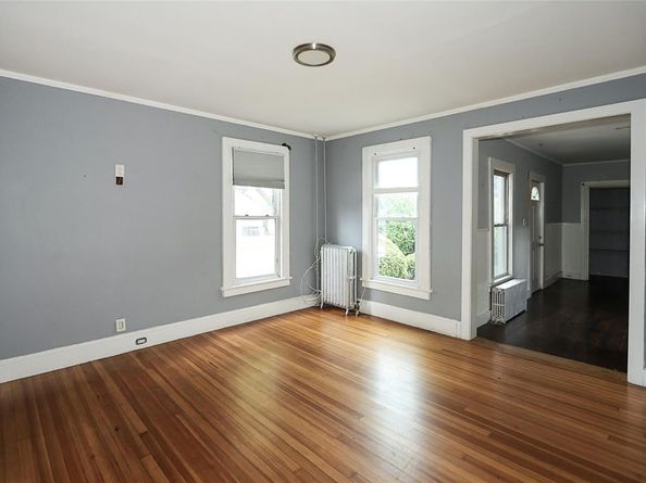 46 Coles Street, Glen Cove NY 11542