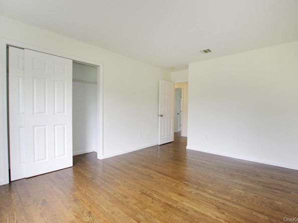 112 Fairway Drive, Wading River NY 11792