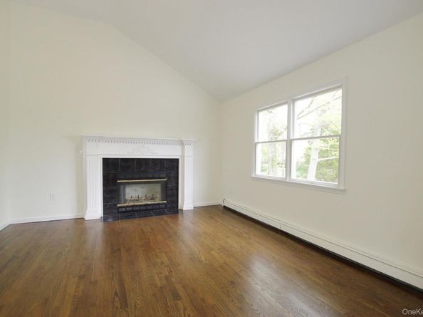 112 Fairway Drive, Wading River NY 11792