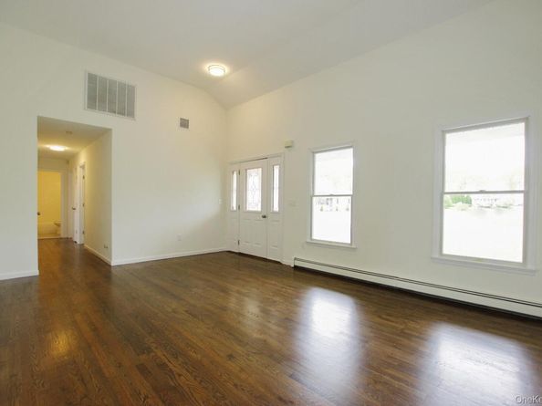 112 Fairway Drive, Wading River NY 11792