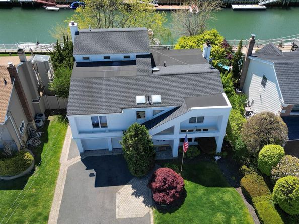 2912 Bay Drive, Merrick NY 11566