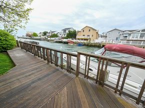 2912 Bay Drive, Merrick NY 11566