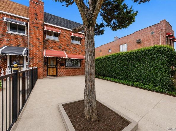 4165 Baychester Avenue, Bronx NY 10466