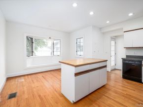 215 Lakeview Avenue, Rockville Centre NY 11570