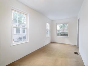 215 Lakeview Avenue, Rockville Centre NY 11570