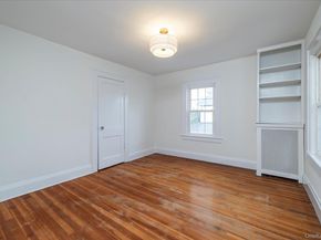 215 Lakeview Avenue, Rockville Centre NY 11570