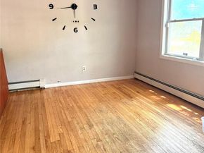 13 Hampton Avenue, Mastic NY 11950