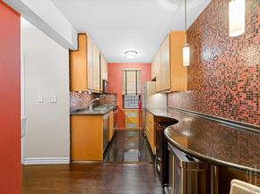 54 East 8th Street E 0 3J, New York (Manhattan) NY 10003