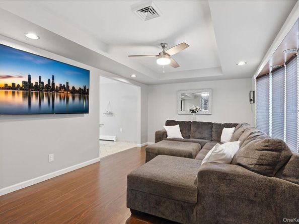 9 Adrian Drive, Ronkonkoma NY 11779