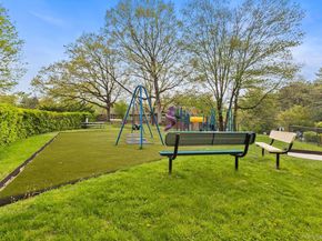 37 Fieldstone B1, Hartsdale NY 10530