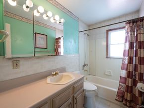 3 Layton Avenue, Hicksville NY 11801