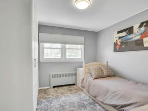 21 Ground Pine Court, Dix Hills NY 11746