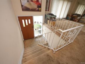 96 Cedar Drive W, Plainview NY 11803