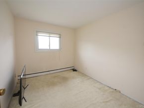 96 Cedar Drive W, Plainview NY 11803