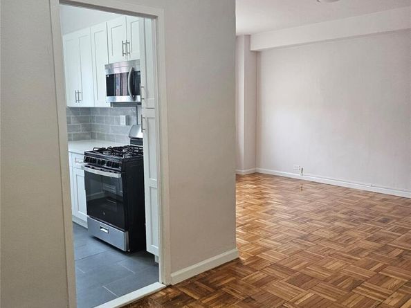 1705 Purdy Street 3C, Bronx NY 10462