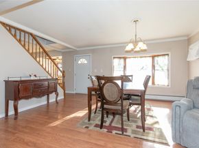 5 Crabtree Lane, Levittown NY 11756