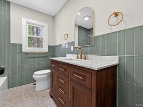 33 Tuscarora Drive, Centerport NY 11721