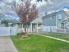 19 Tameling Avenue, Babylon NY 11702