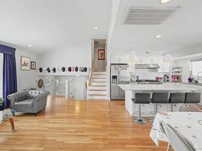 47 Favorite Lane, Jericho NY 11753