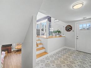 47 Favorite Lane, Jericho NY 11753