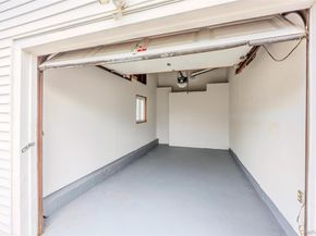1091 Gardiner Drive, Bay Shore NY 11706