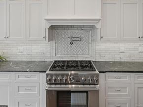 42 Skunks Misery Road, Locust Valley NY 11560