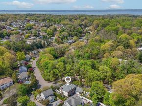 42 Skunks Misery Road, Locust Valley NY 11560