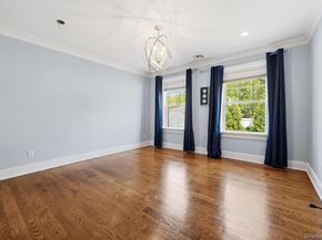 42 Skunks Misery Road, Locust Valley NY 11560
