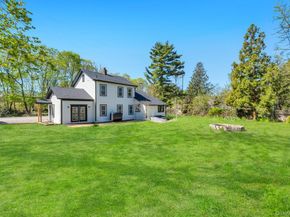 485 Long Island Avenue, Medford NY 11763