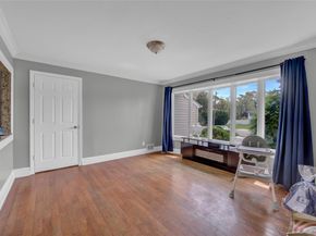 11 Hollo Drive, Holbrook NY 11741