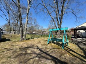 60 Syracuse Avenue, Medford NY 11763