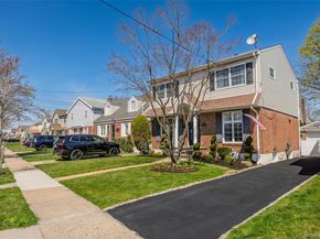 416 Argyle Road, Mineola NY 11501